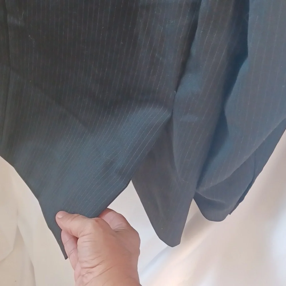 Pierre Cardin Blazer Wool  40L Black with Blue stripe